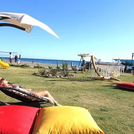Апартаменты Azura Park Complex