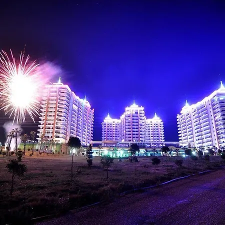 Azura Park Complex *